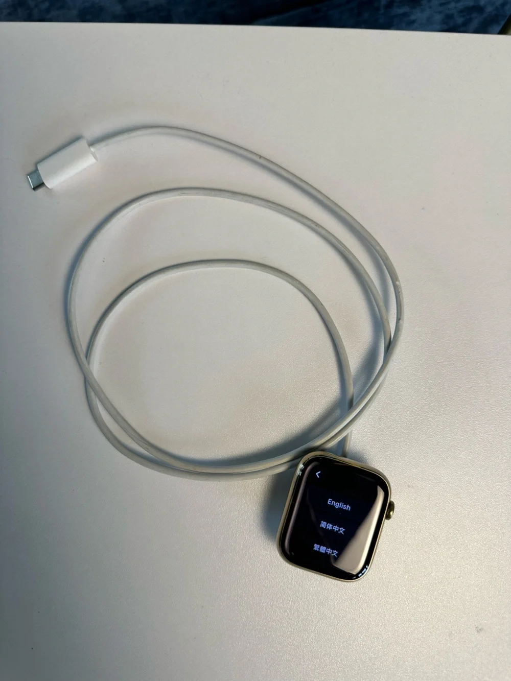 Apple Watch Series 7 (GPS + Cellular, 45mm) Gold